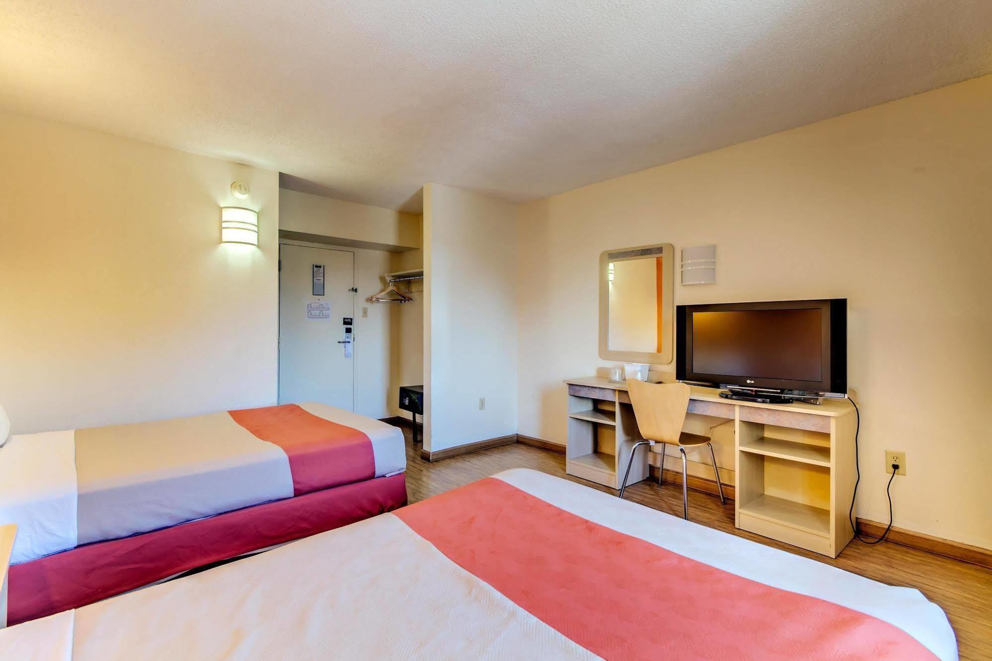 Motel 6-Washington, Dc Buitenkant foto